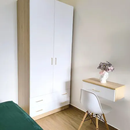 Apartment New Close To Sea And Downtown