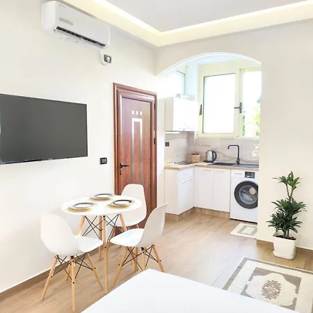 New Close To Sea And Downtown Vlorë